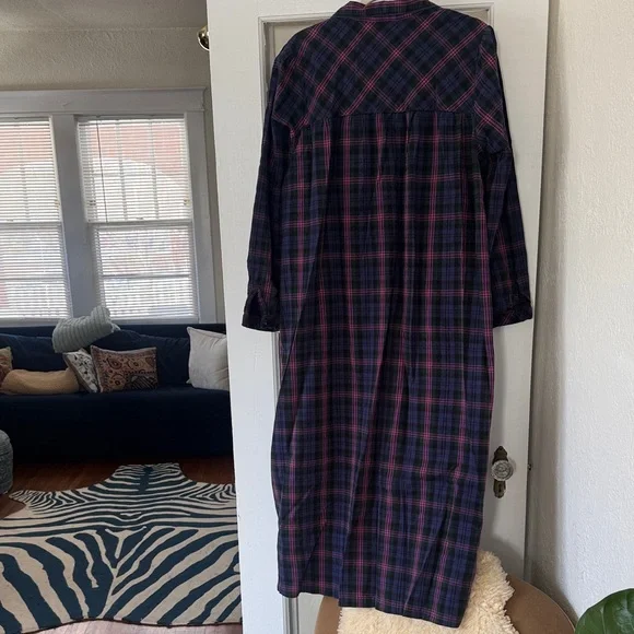 L.L.Bean Long Flannel Cotton Nightgown - Picture 3 of 8